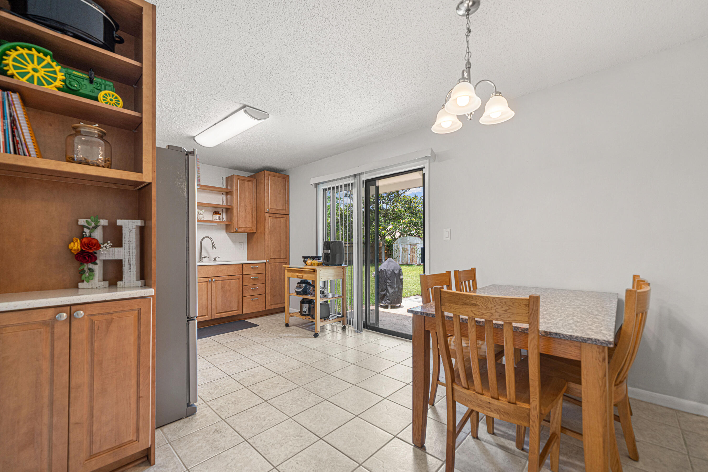 PINE MEADOWS 3RD - Residential