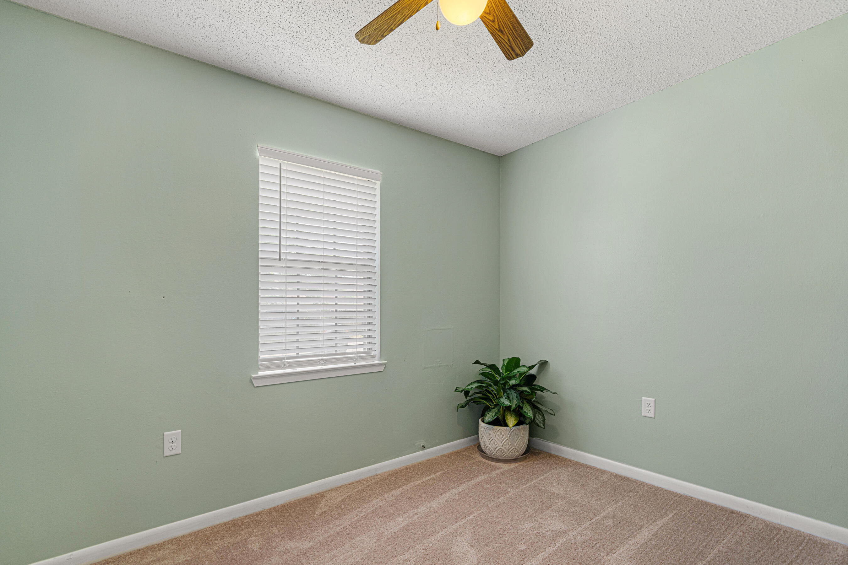 PINE MEADOWS 3RD - Residential