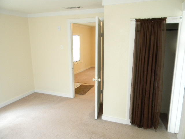 FAIRVIEW ADDN TO LAUREL HILL - Residential