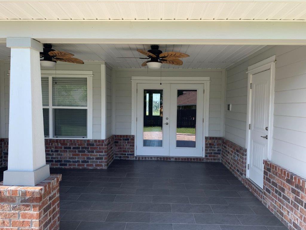 HOLIDAY SHORES ESTATES 3RD ADDN - Residential Lease