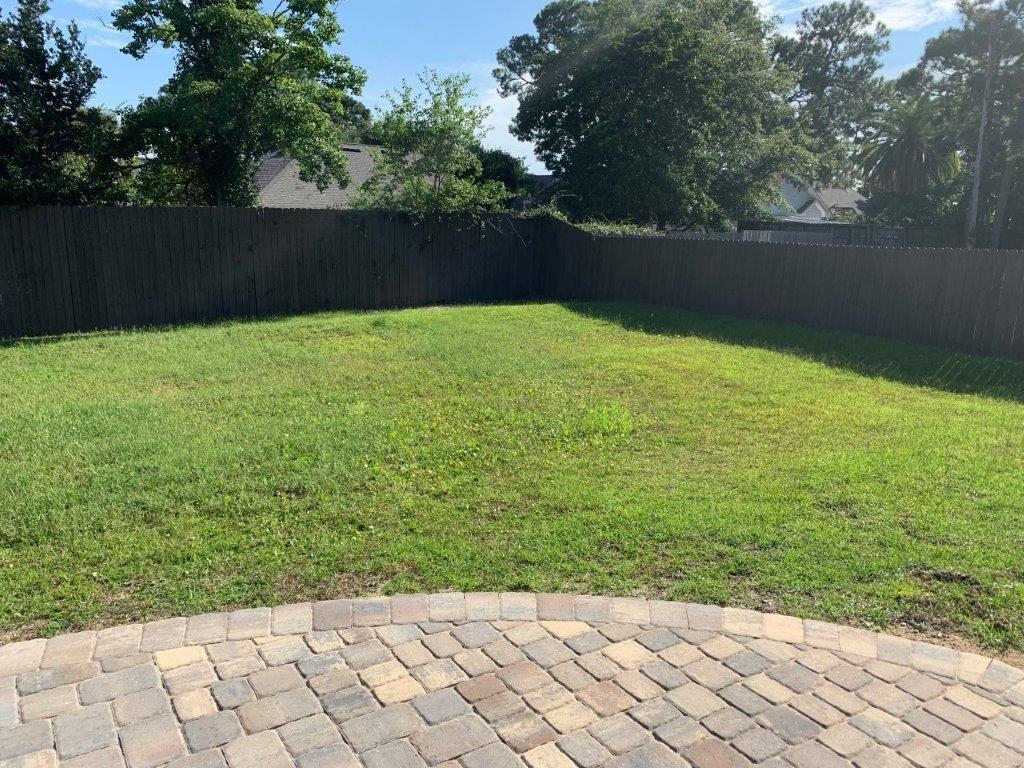 HOLIDAY SHORES ESTATES 3RD ADDN - Residential Lease