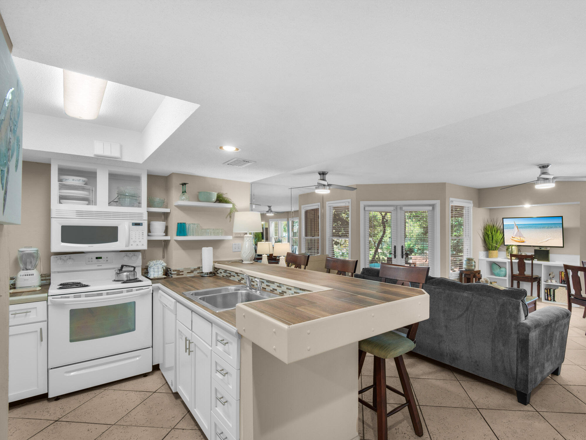 HIDDEN DUNES BEACH COTTAGES 1 - Residential