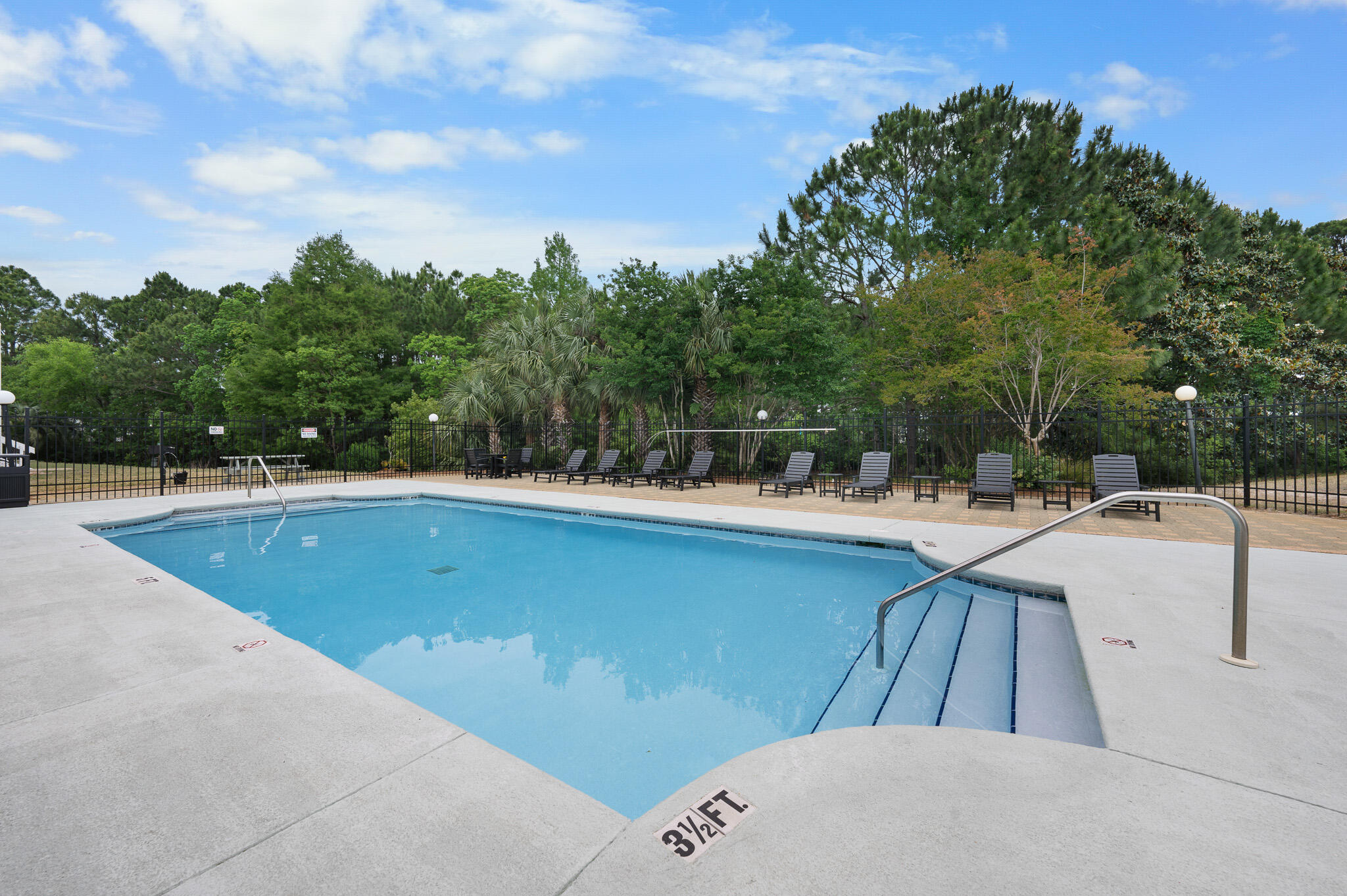 INDIAN LAKE - Residential