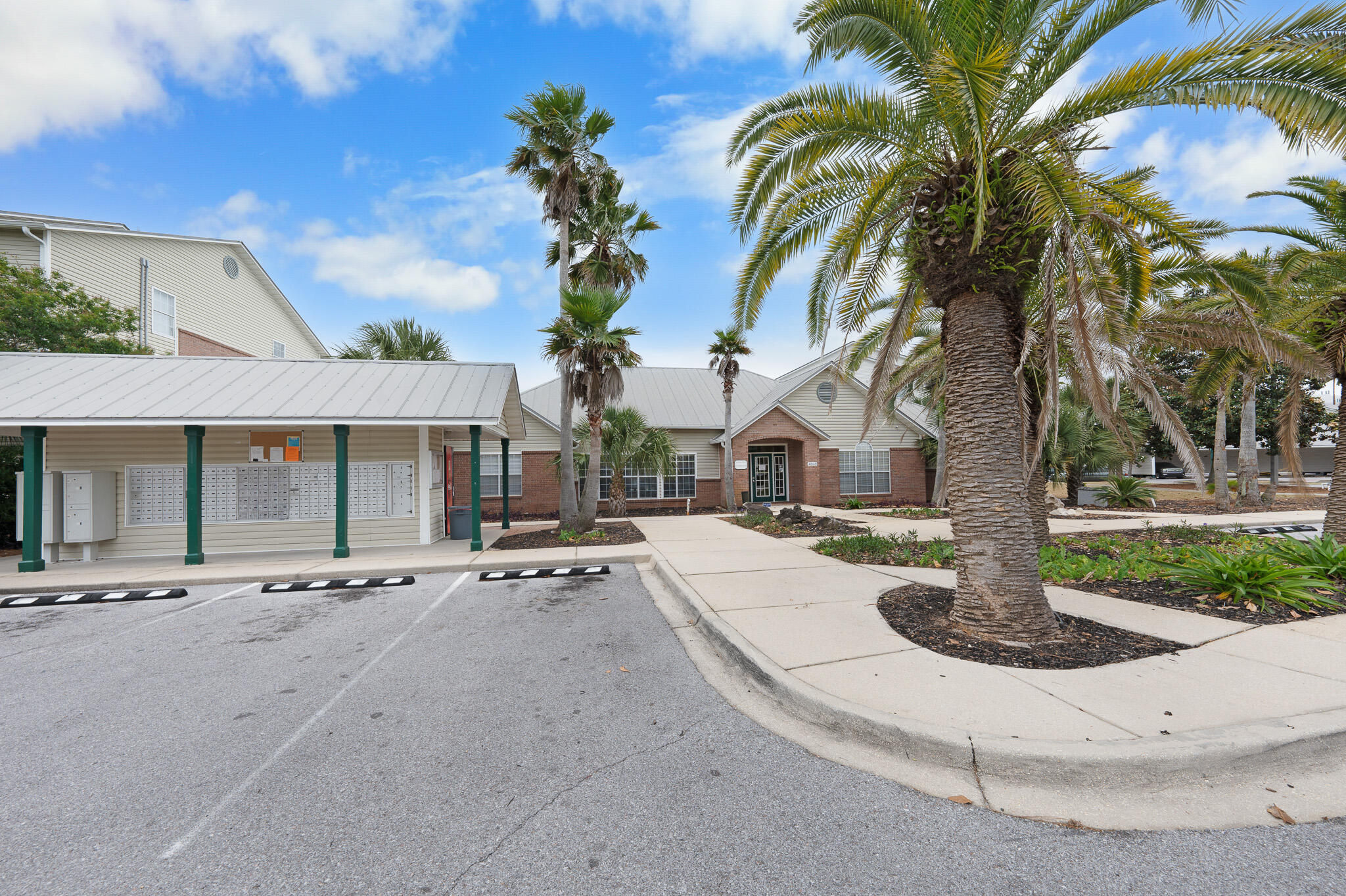 INDIAN LAKE - Residential