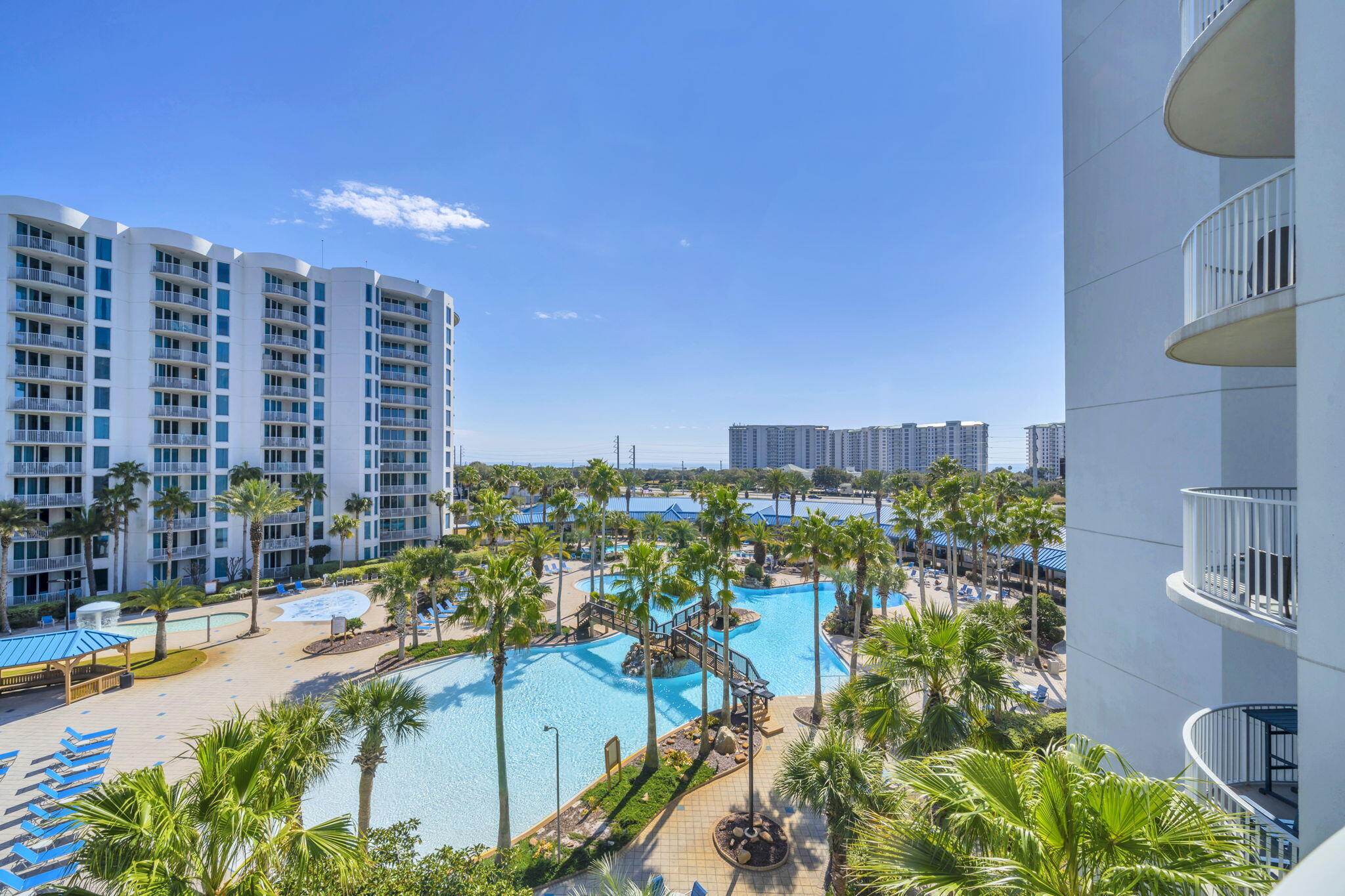 THE PALMS OF DESTIN - Residential