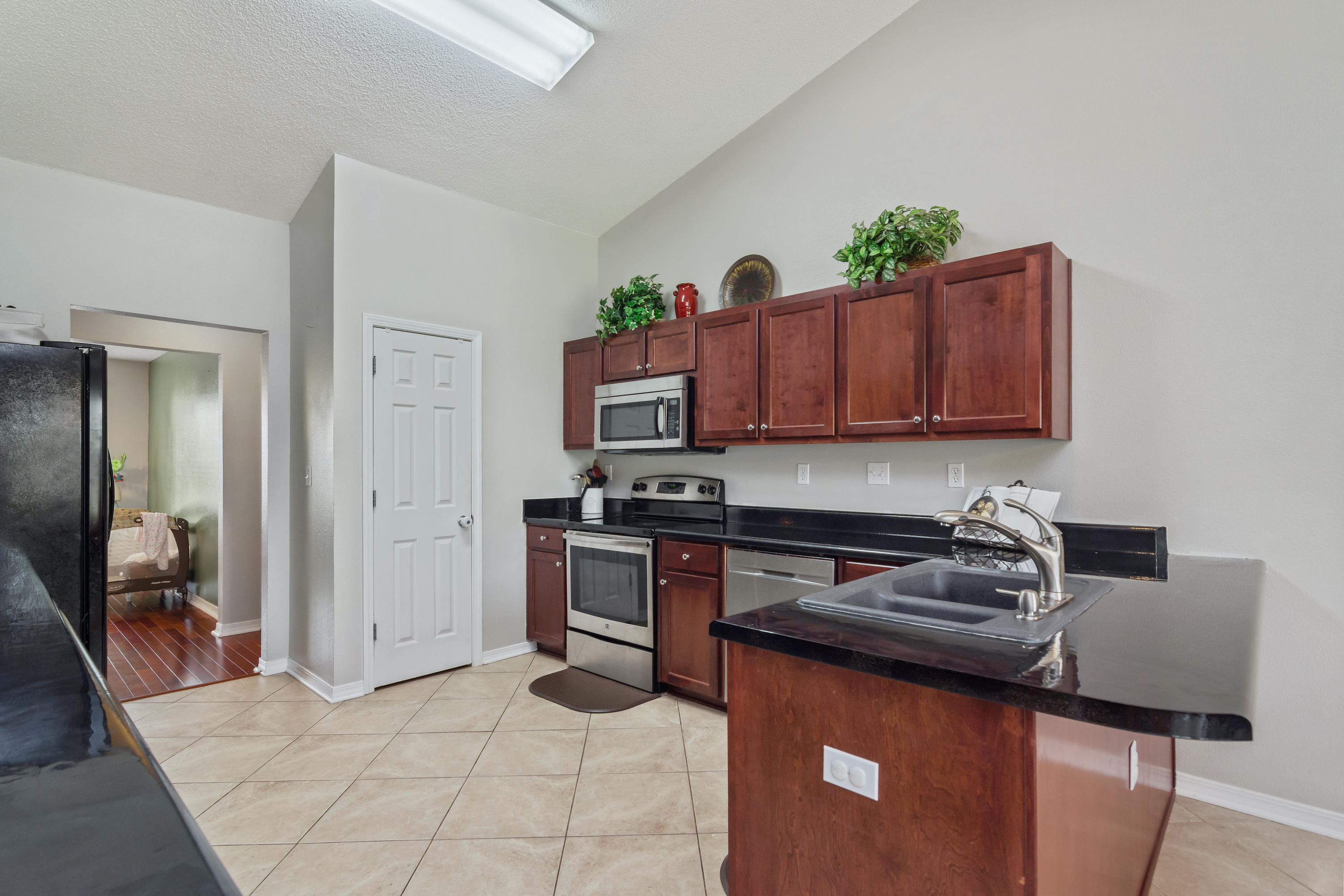 LEE FARMS PH I - Residential