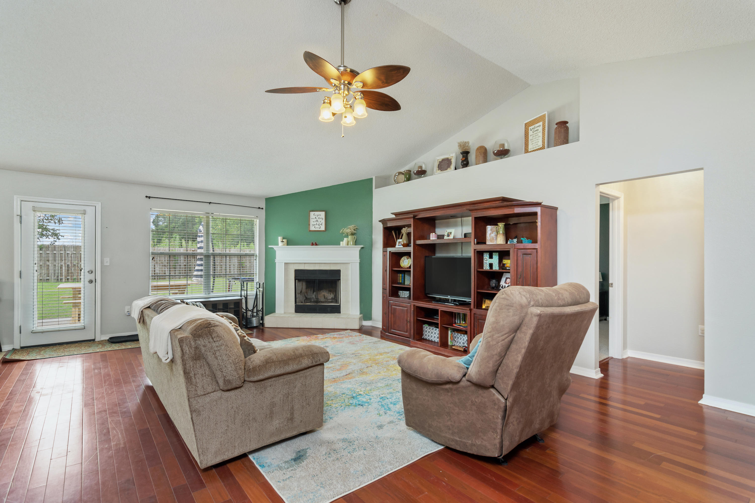 LEE FARMS PH I - Residential