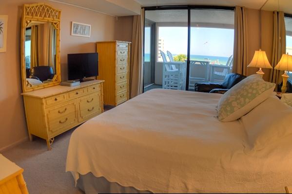 Jetty East Condominium - Residential