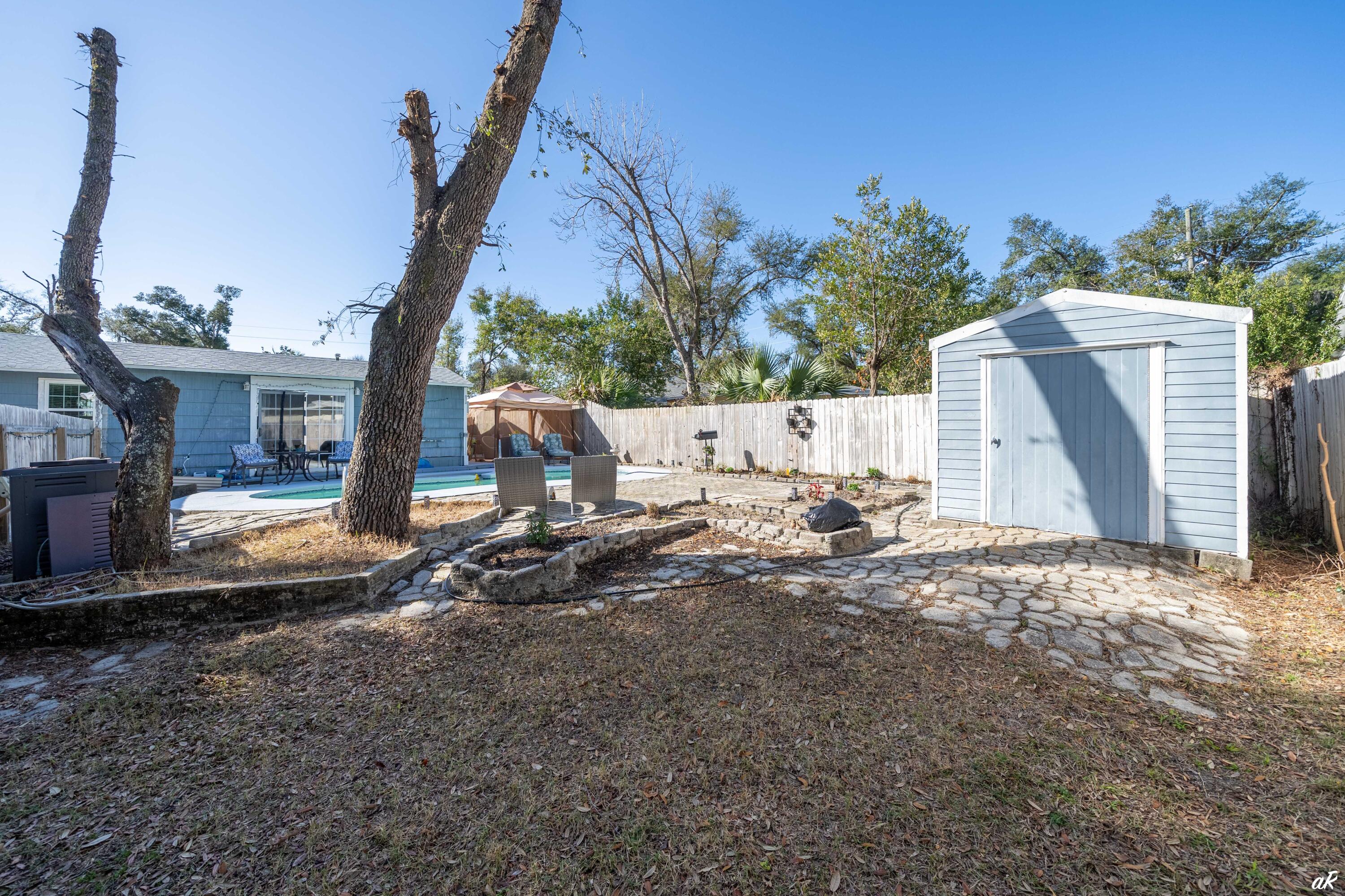 COVE TERRACE - Residential