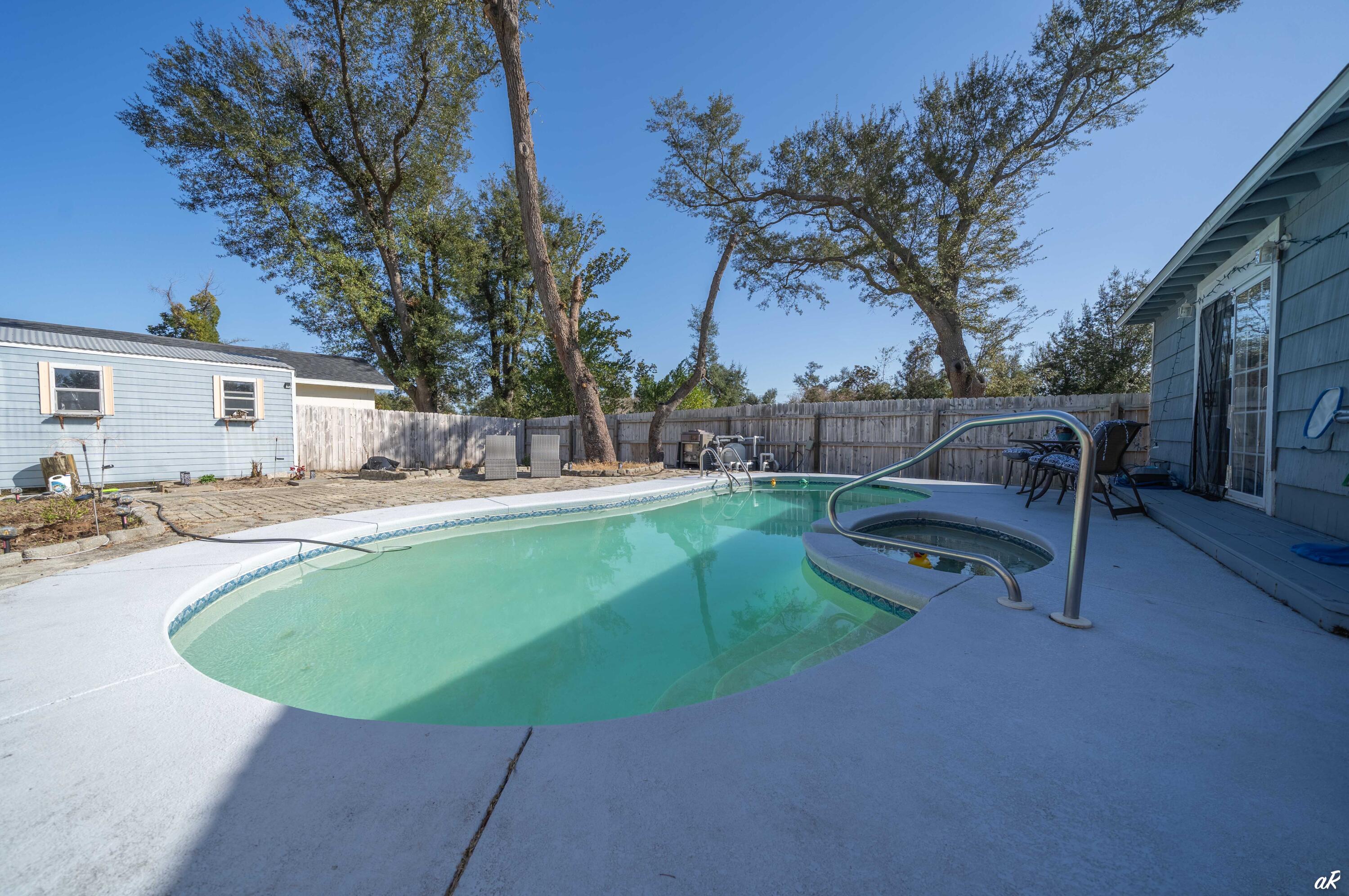 COVE TERRACE - Residential