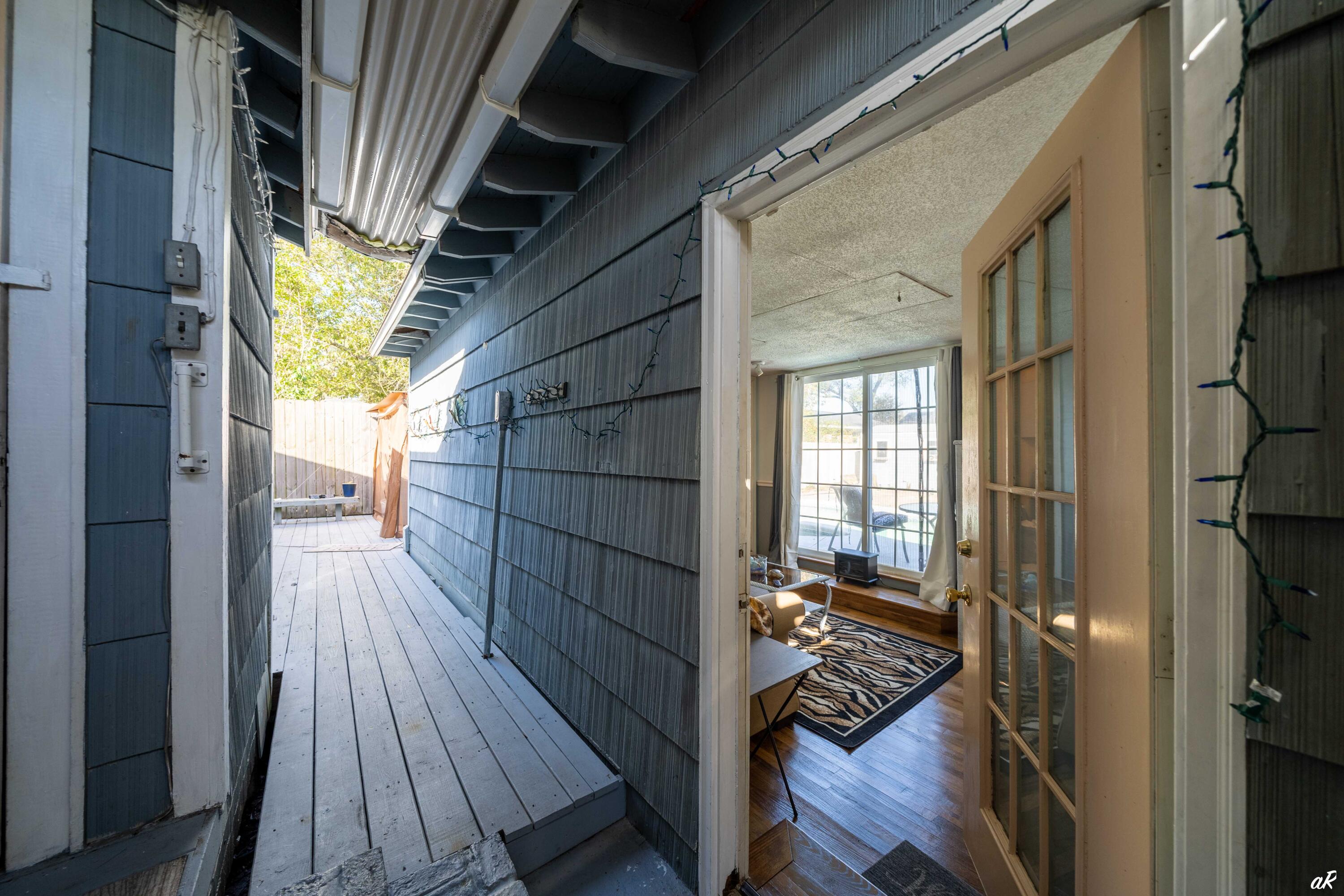 COVE TERRACE - Residential