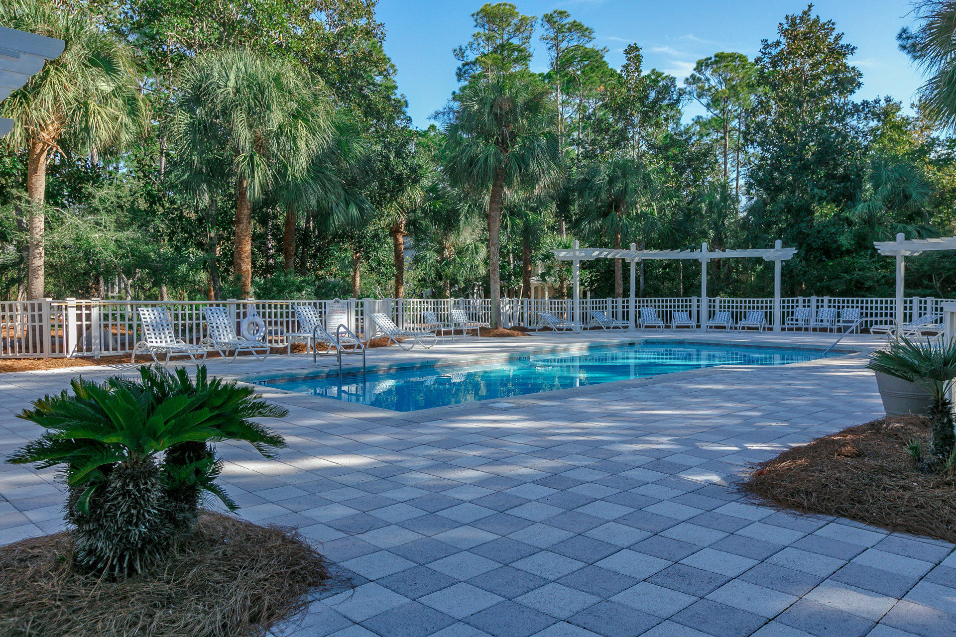 GROVE BY THE SEA - Residential