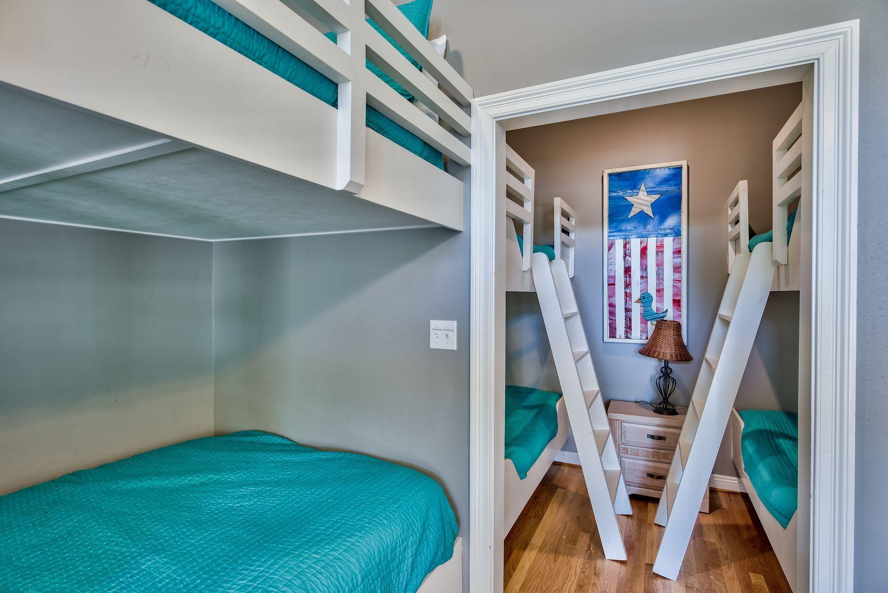 GRAYTON BEACH - Residential