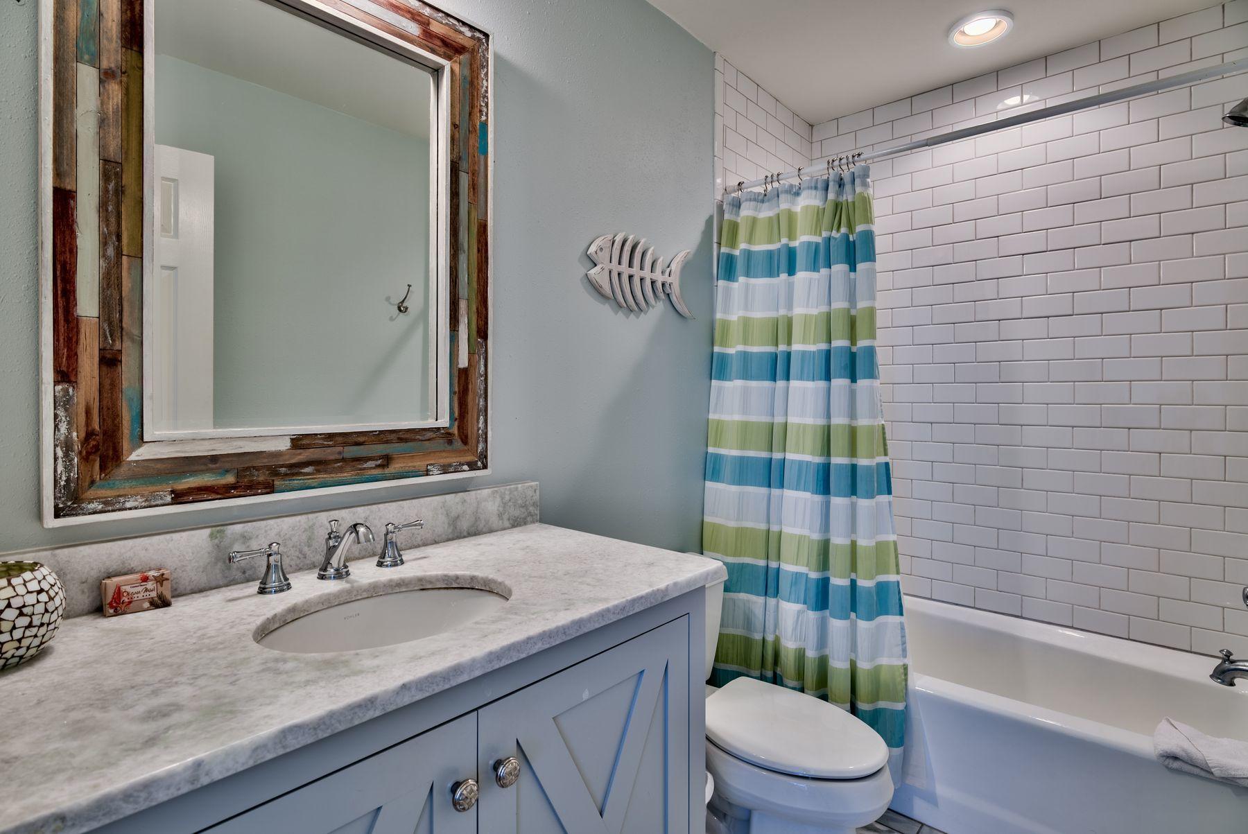 GRAYTON BEACH - Residential