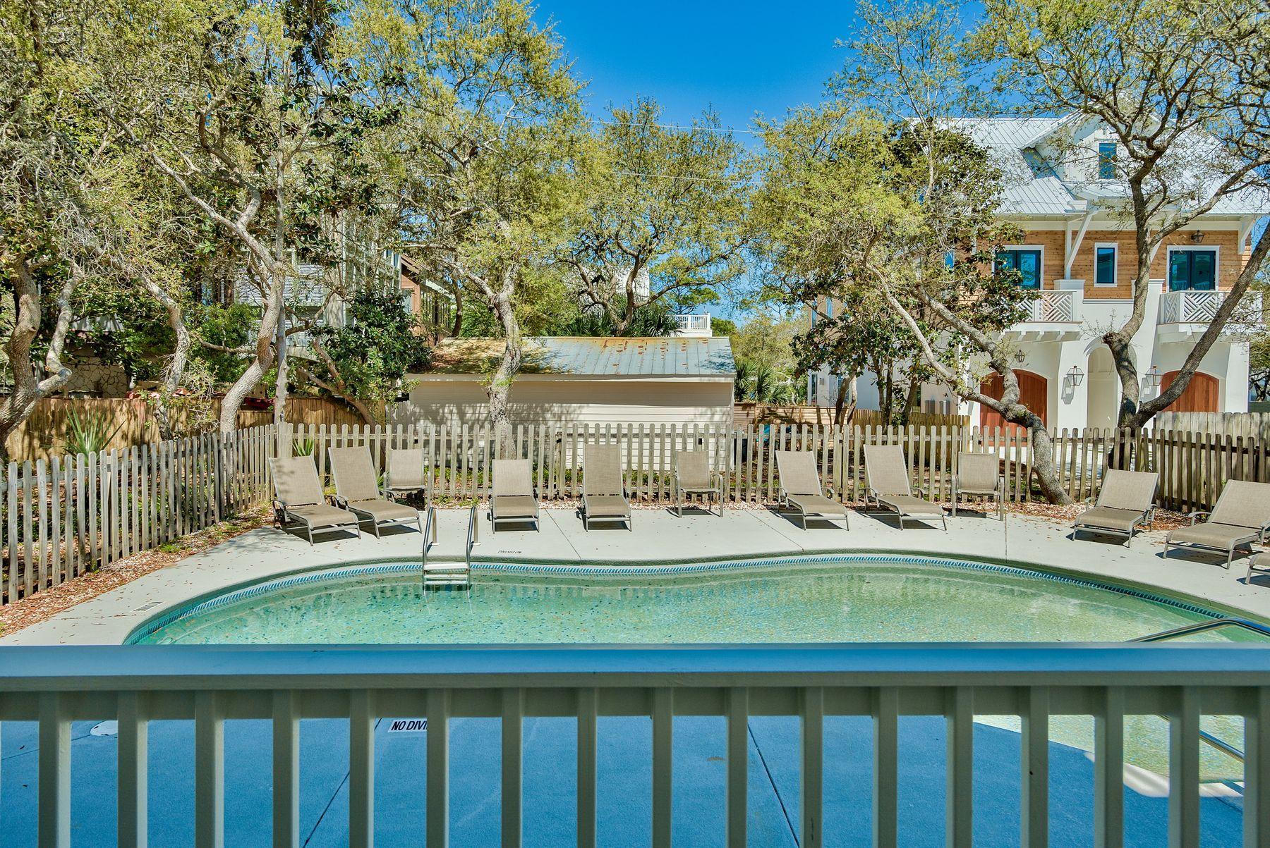 GRAYTON BEACH - Residential