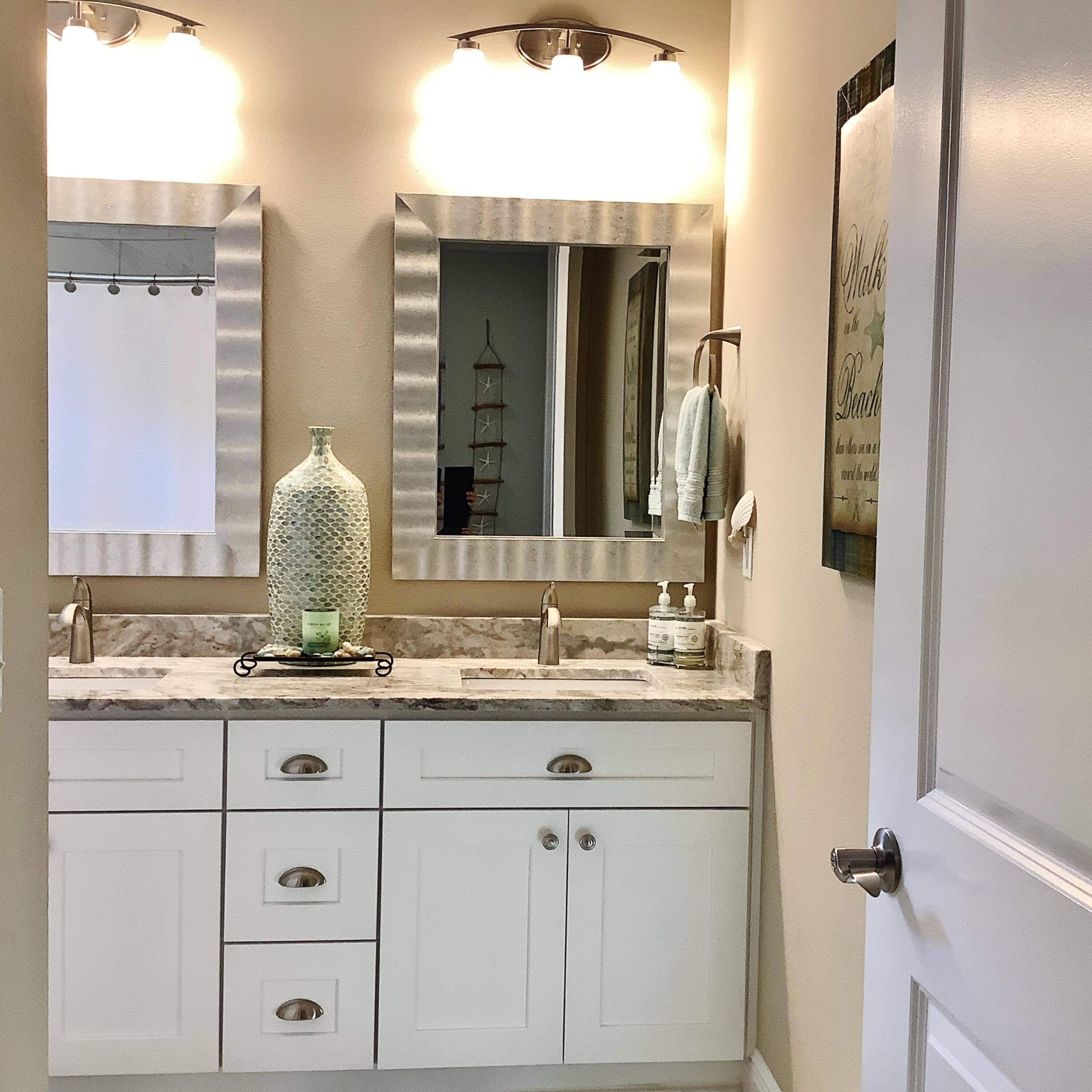 HANDS COVE - Residential