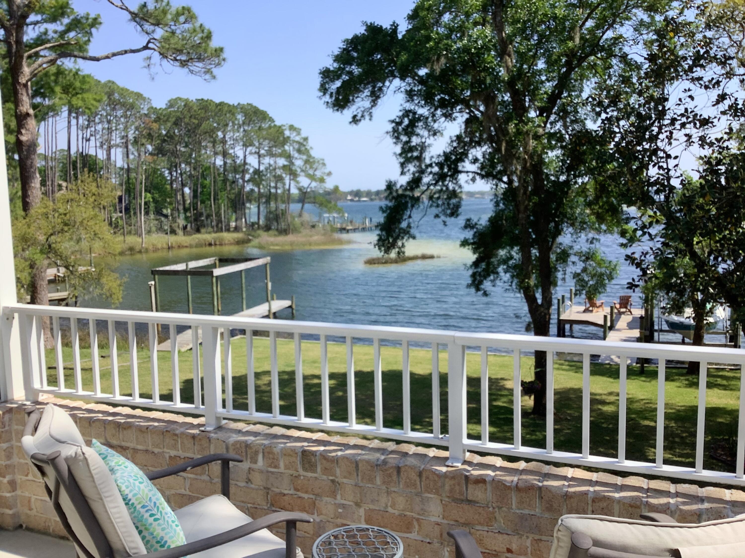 HANDS COVE - Residential