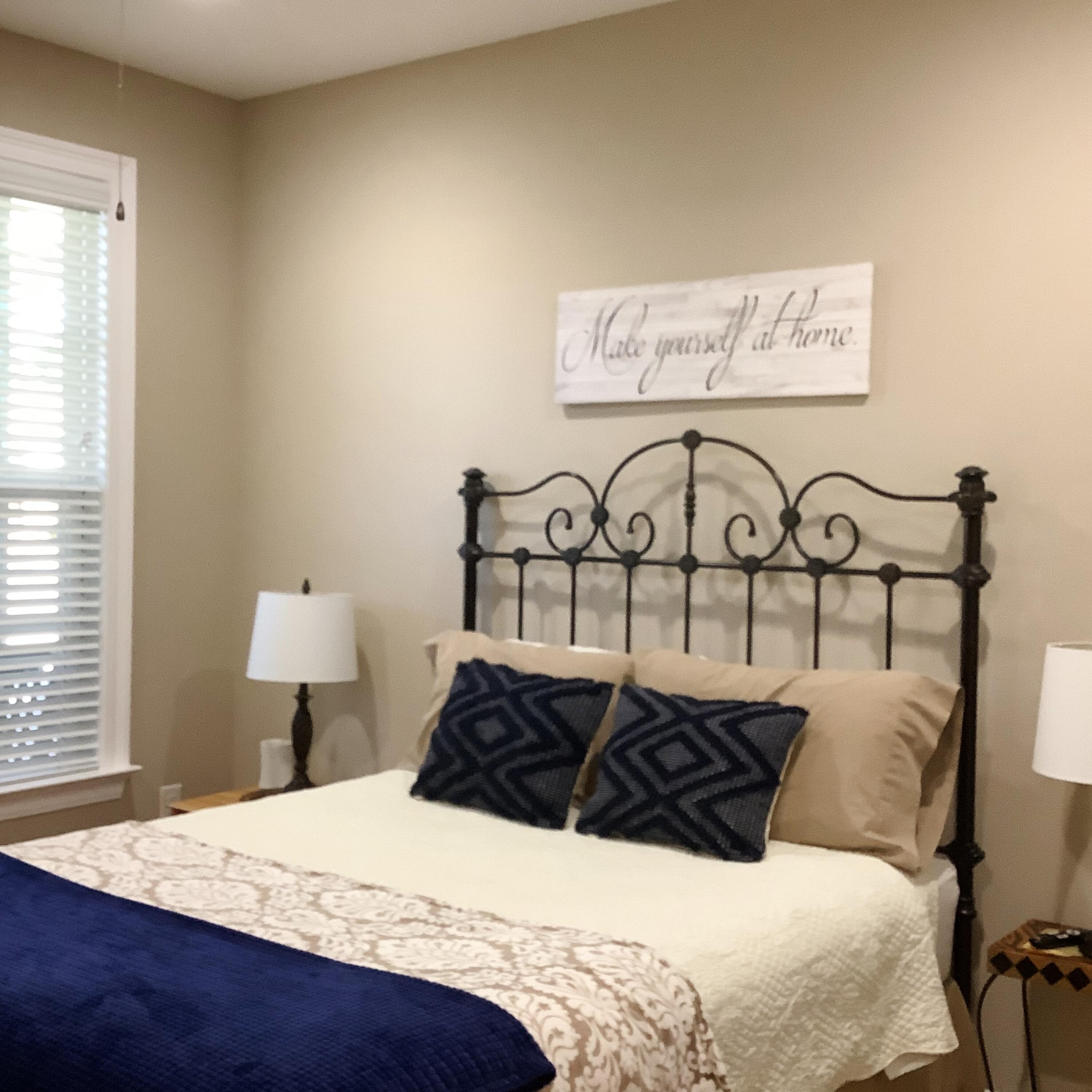 HANDS COVE - Residential