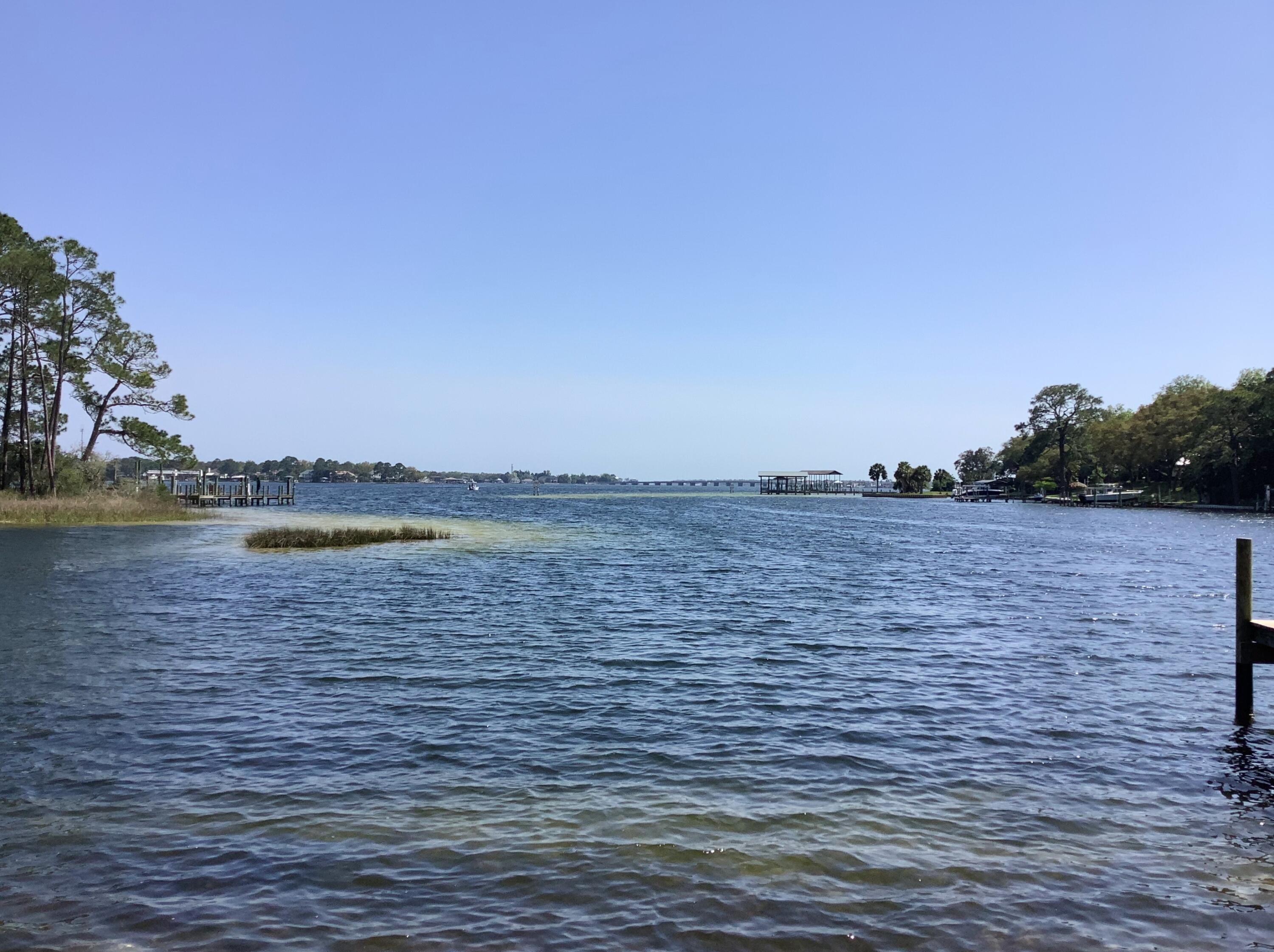 HANDS COVE - Residential