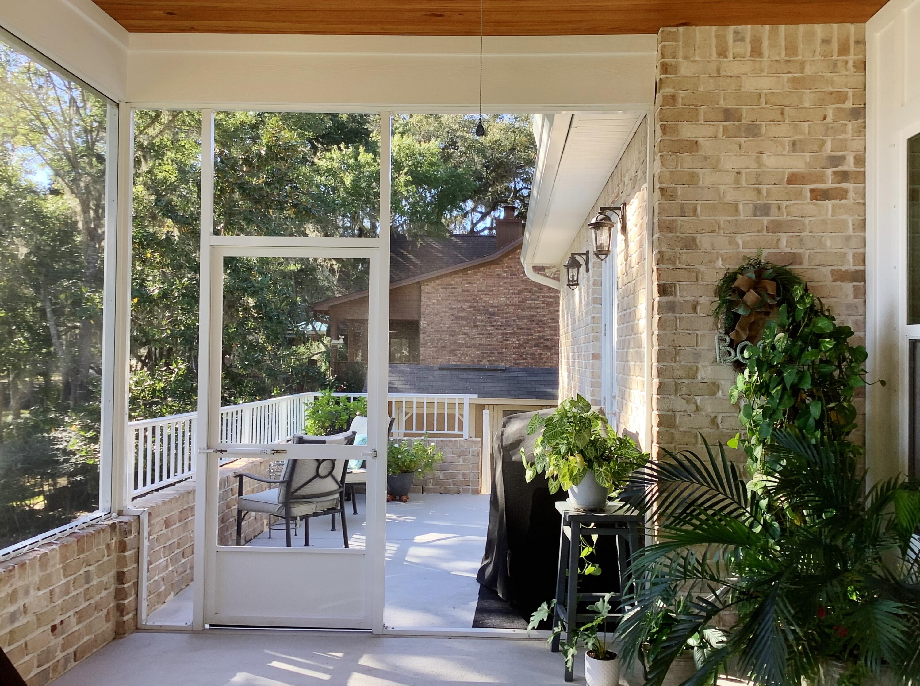 HANDS COVE - Residential