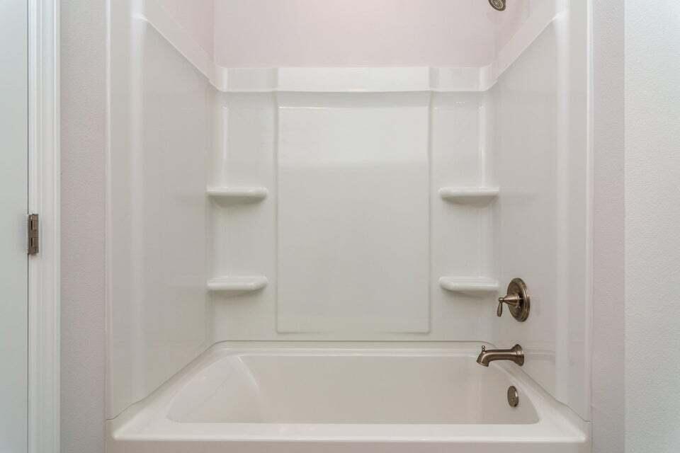 HAMMOCK BAY - Residential Lease