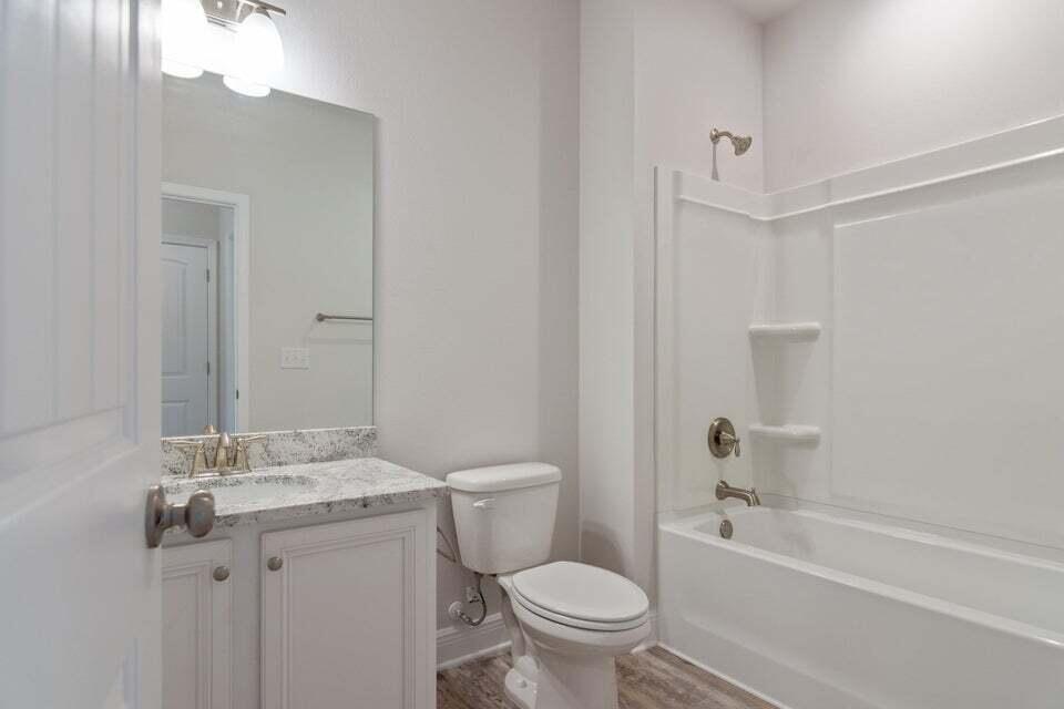 HAMMOCK BAY - Residential Lease