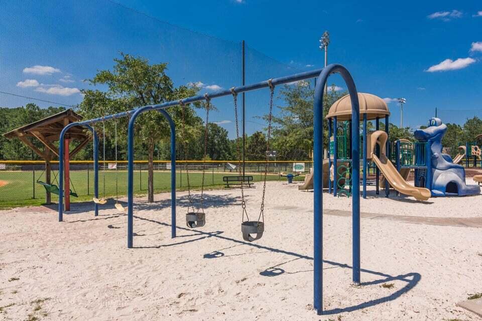 HAMMOCK BAY - Residential Lease