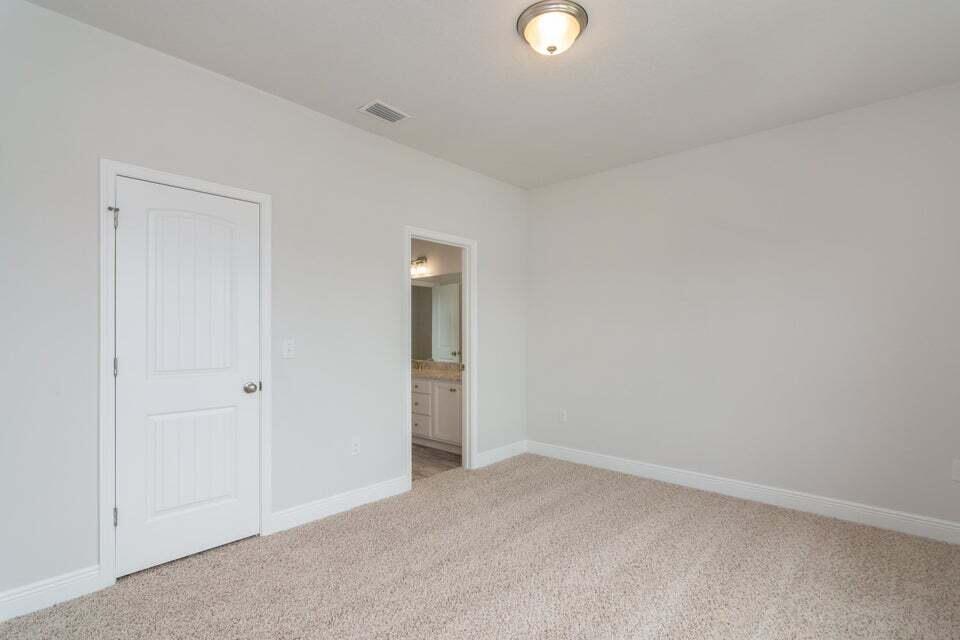 HAMMOCK BAY - Residential Lease