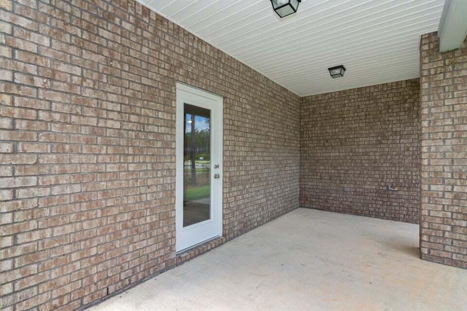 HAMMOCK BAY - Residential Lease