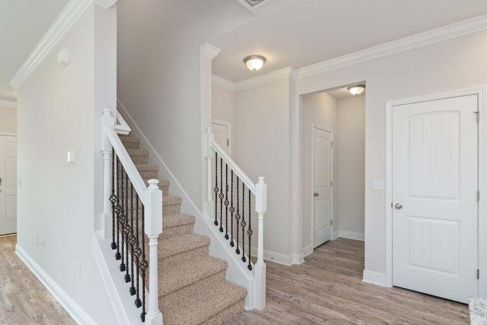 HAMMOCK BAY - Residential Lease