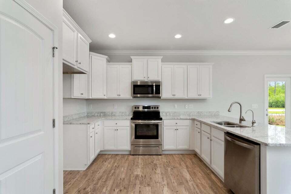 HAMMOCK BAY - Residential Lease