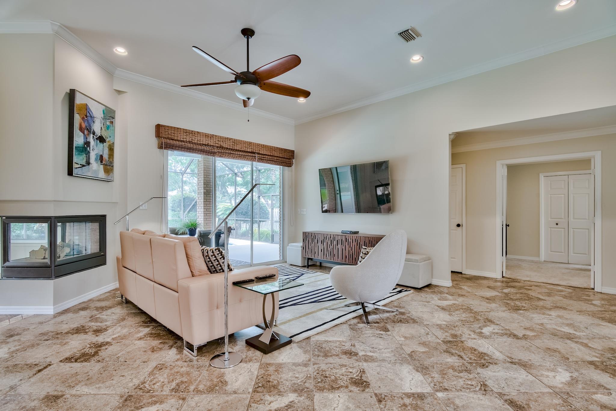 WINDSOR FOREST - Residential