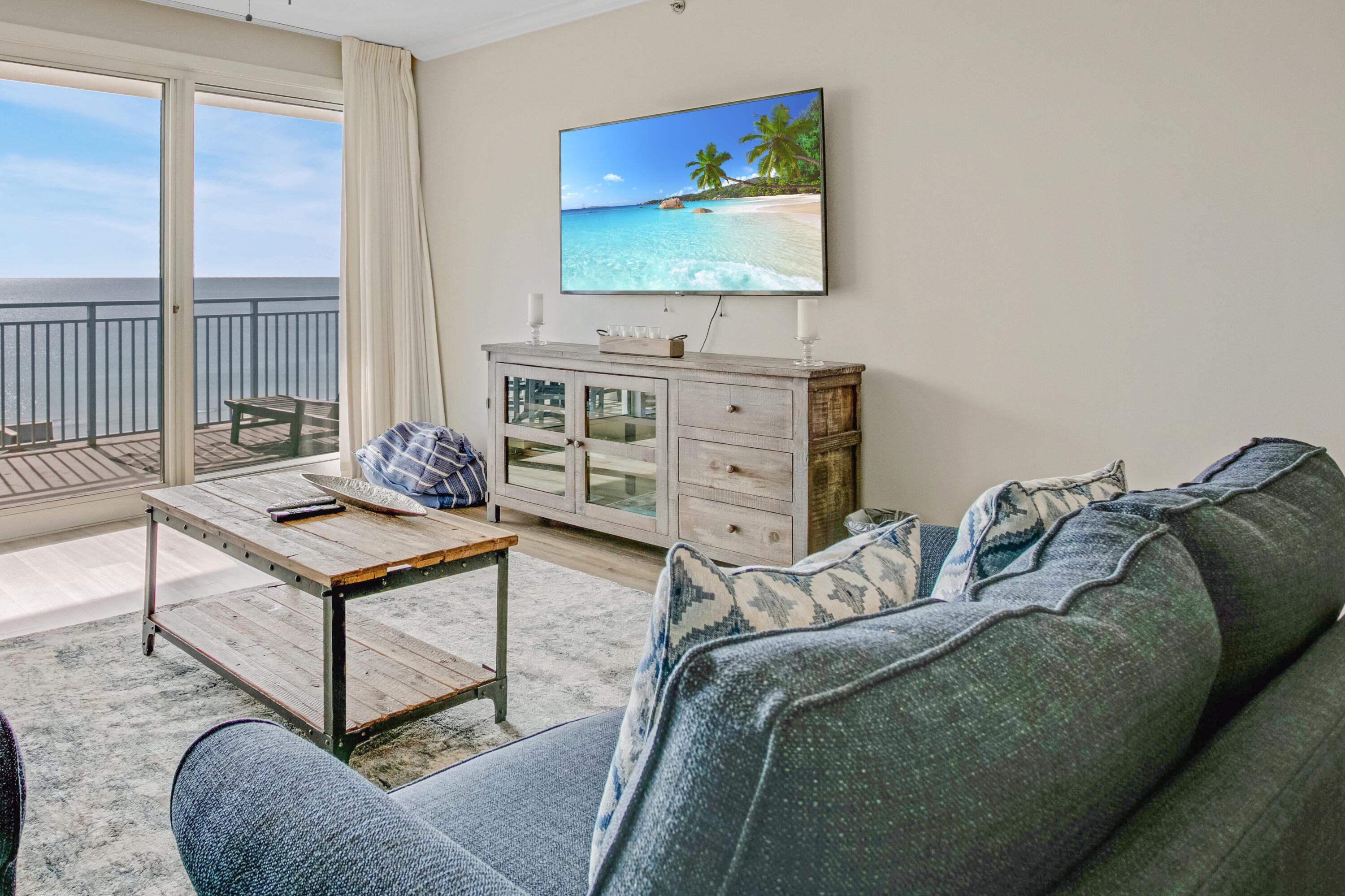 STERLING SHORES - Residential