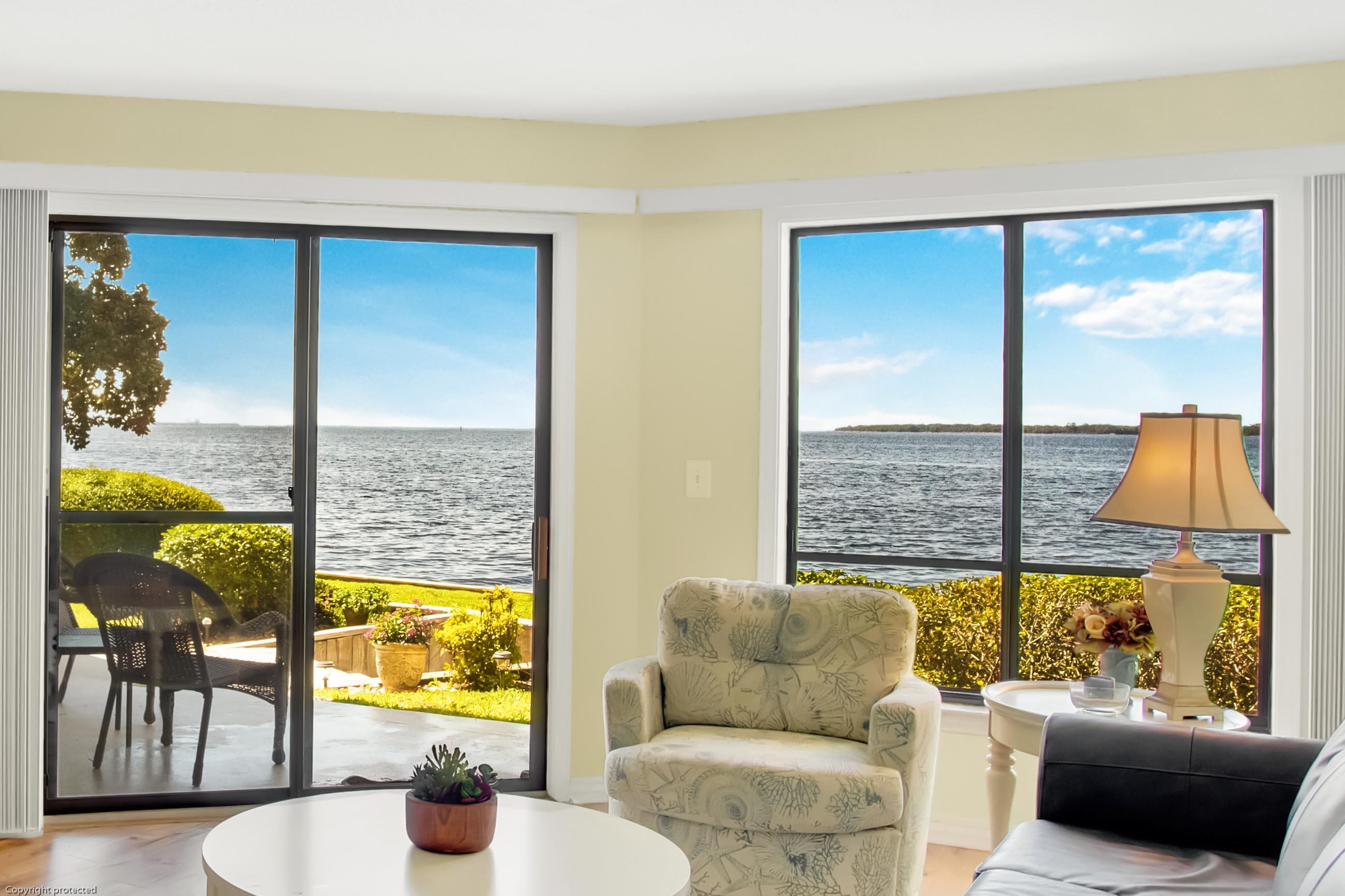 BAY VILLAS - Residential