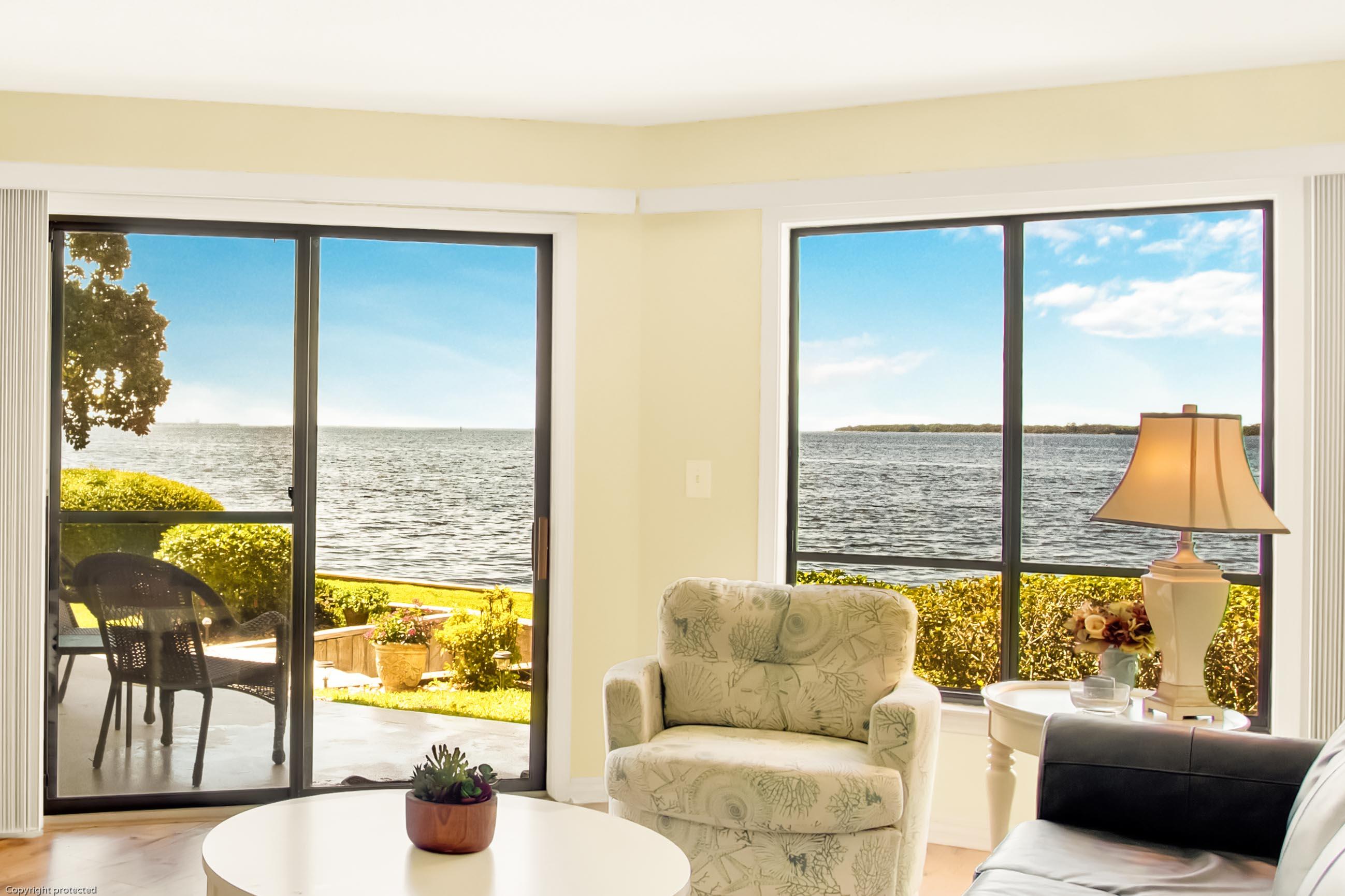 BAY VILLAS - Residential