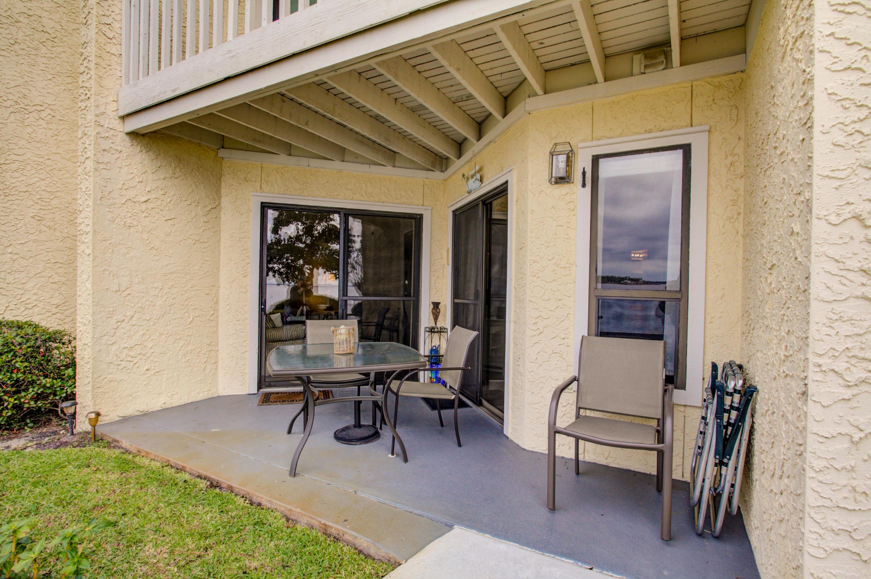 BAY VILLAS - Residential