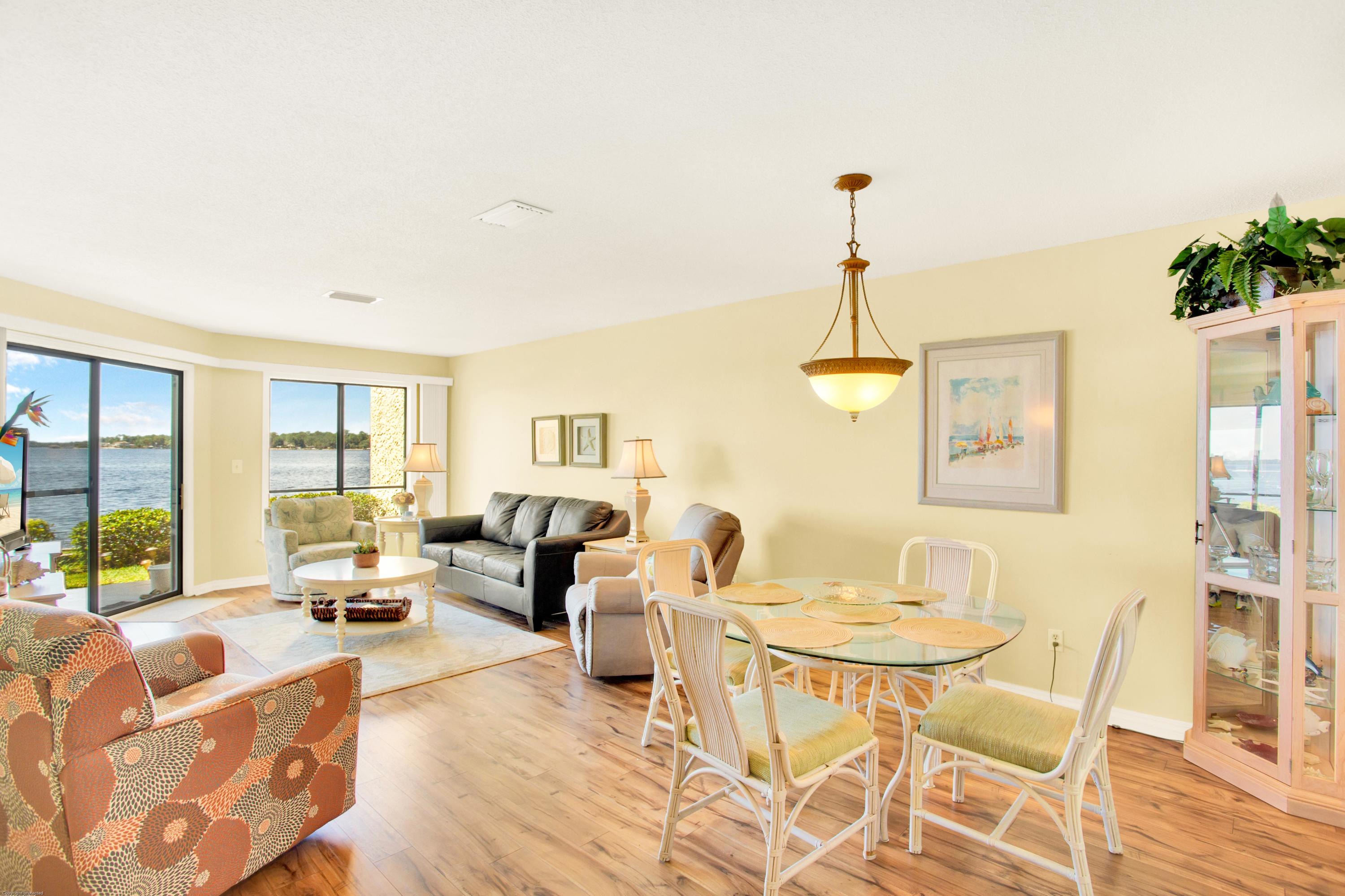 BAY VILLAS - Residential