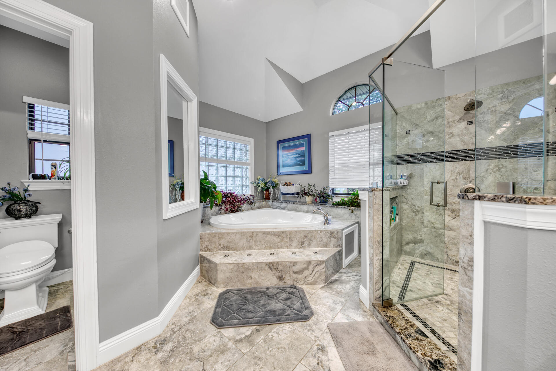 LAKE POINTE - Residential