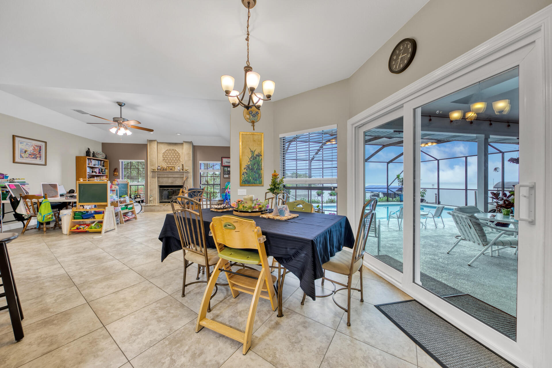 LAKE POINTE - Residential