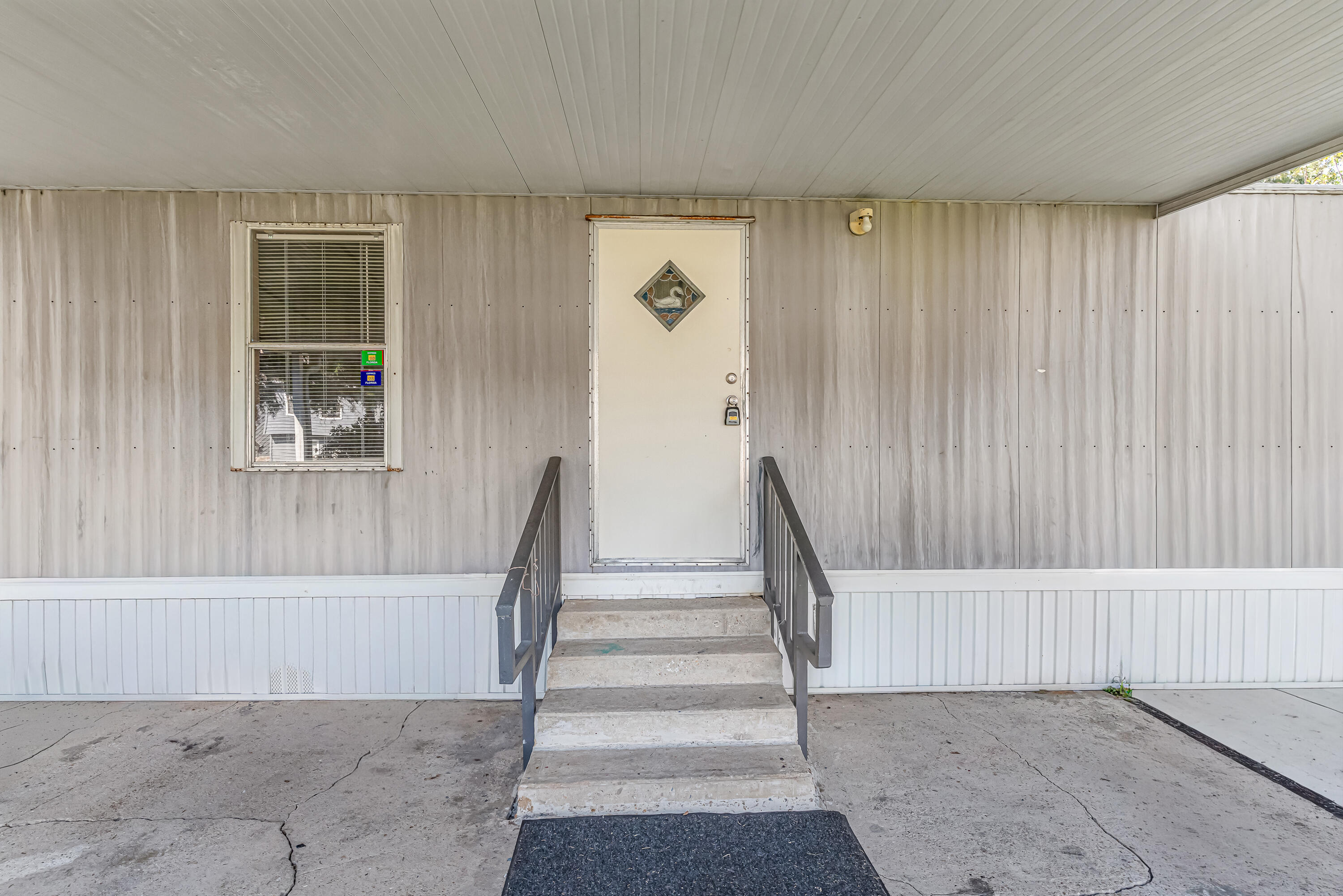 GREEN ACRES - Residential Lease