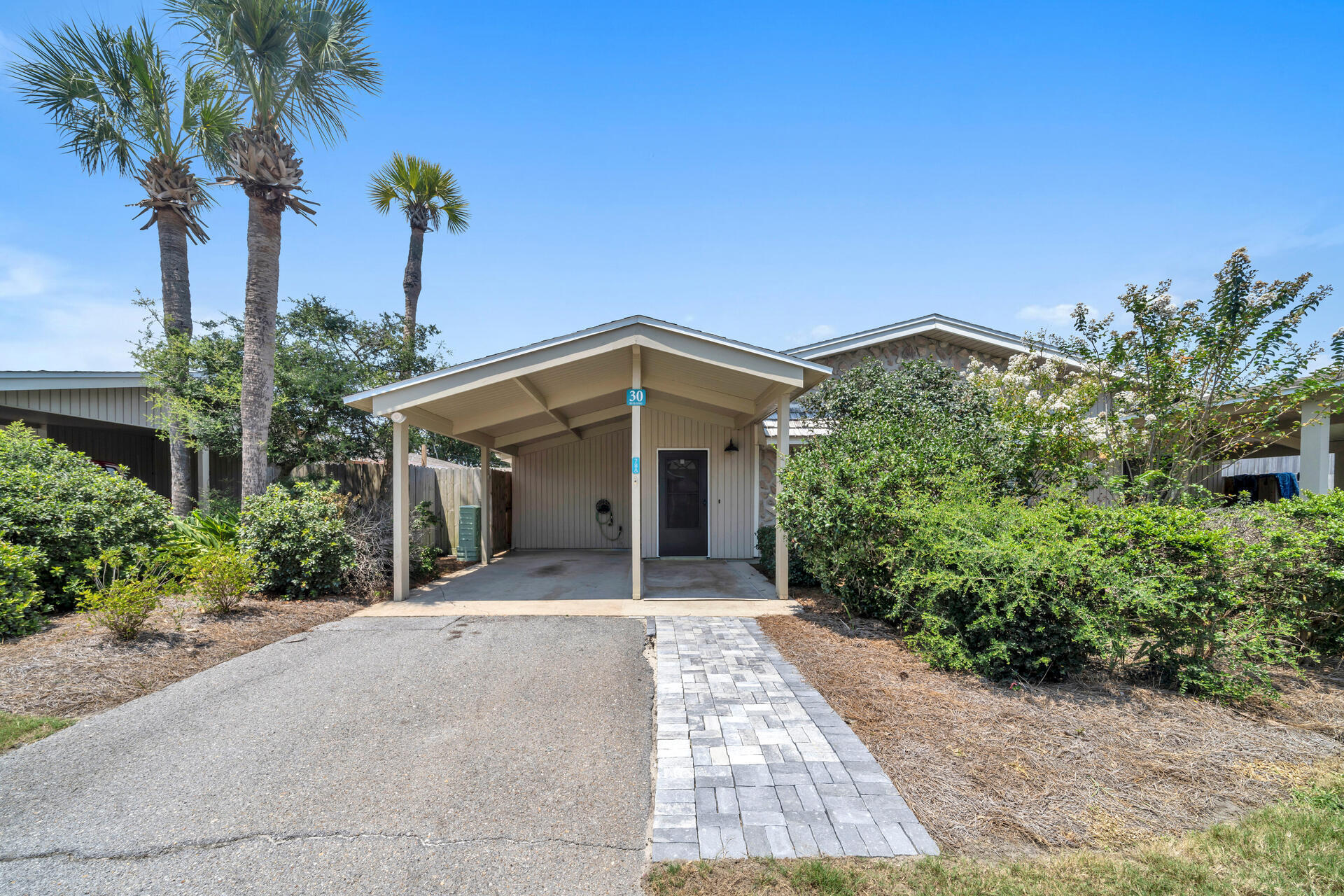 SEASCAPE CONDO TENNIS VILLAGE - Residential