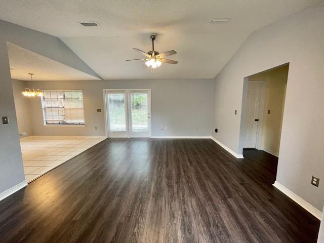 COUNTRYVIEW ESTATES - Residential Lease