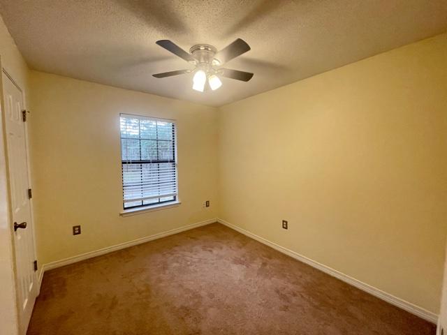 COUNTRYVIEW ESTATES - Residential Lease