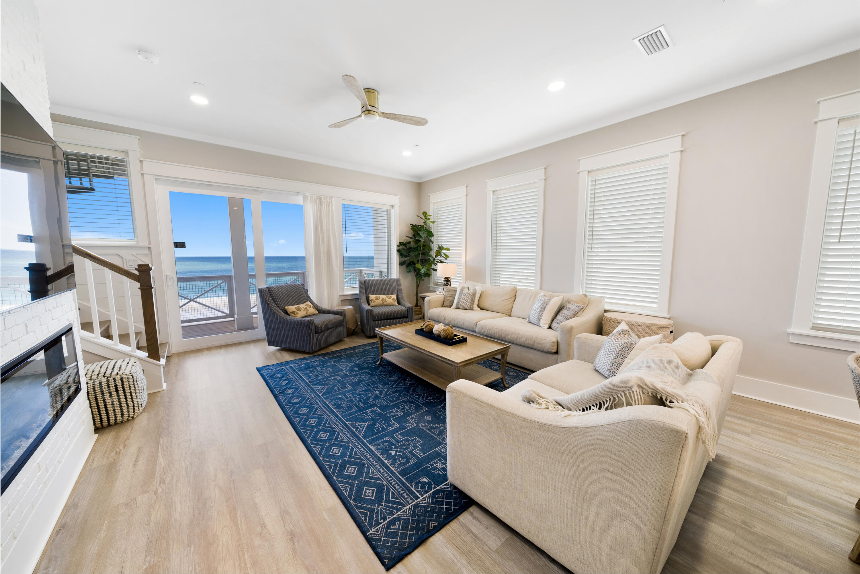 CRESCENT BEACH UNIT 1 - Residential