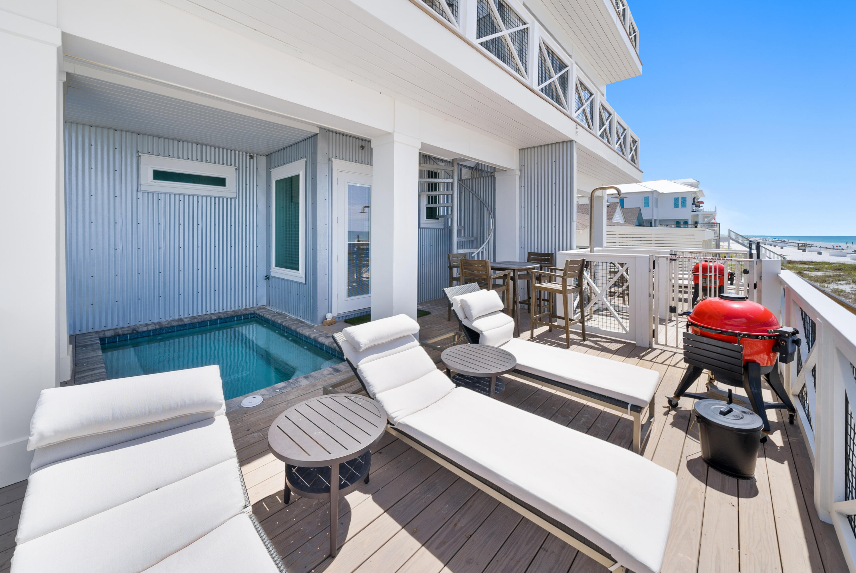 CRESCENT BEACH UNIT 1 - Residential
