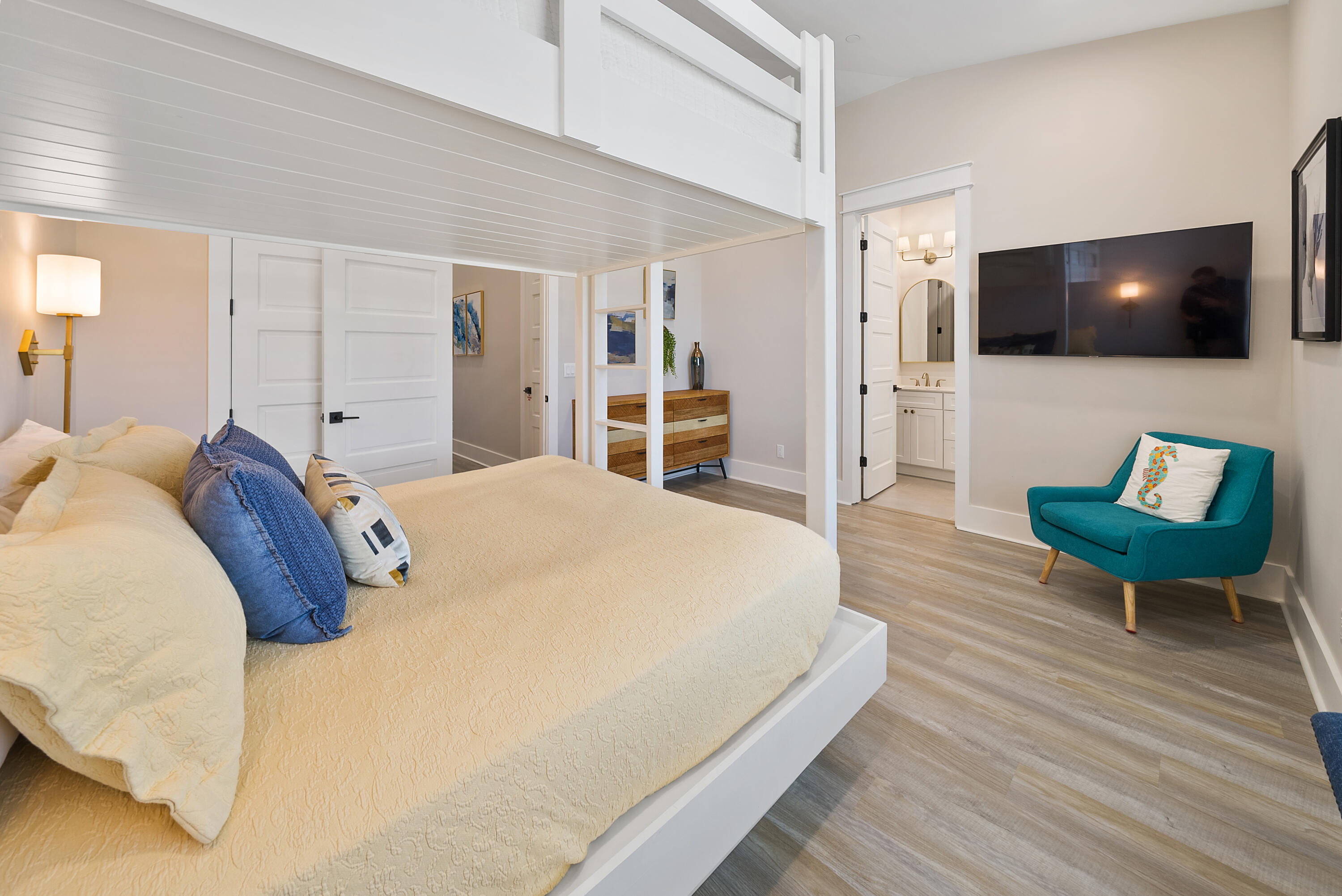 CRESCENT BEACH UNIT 1 - Residential