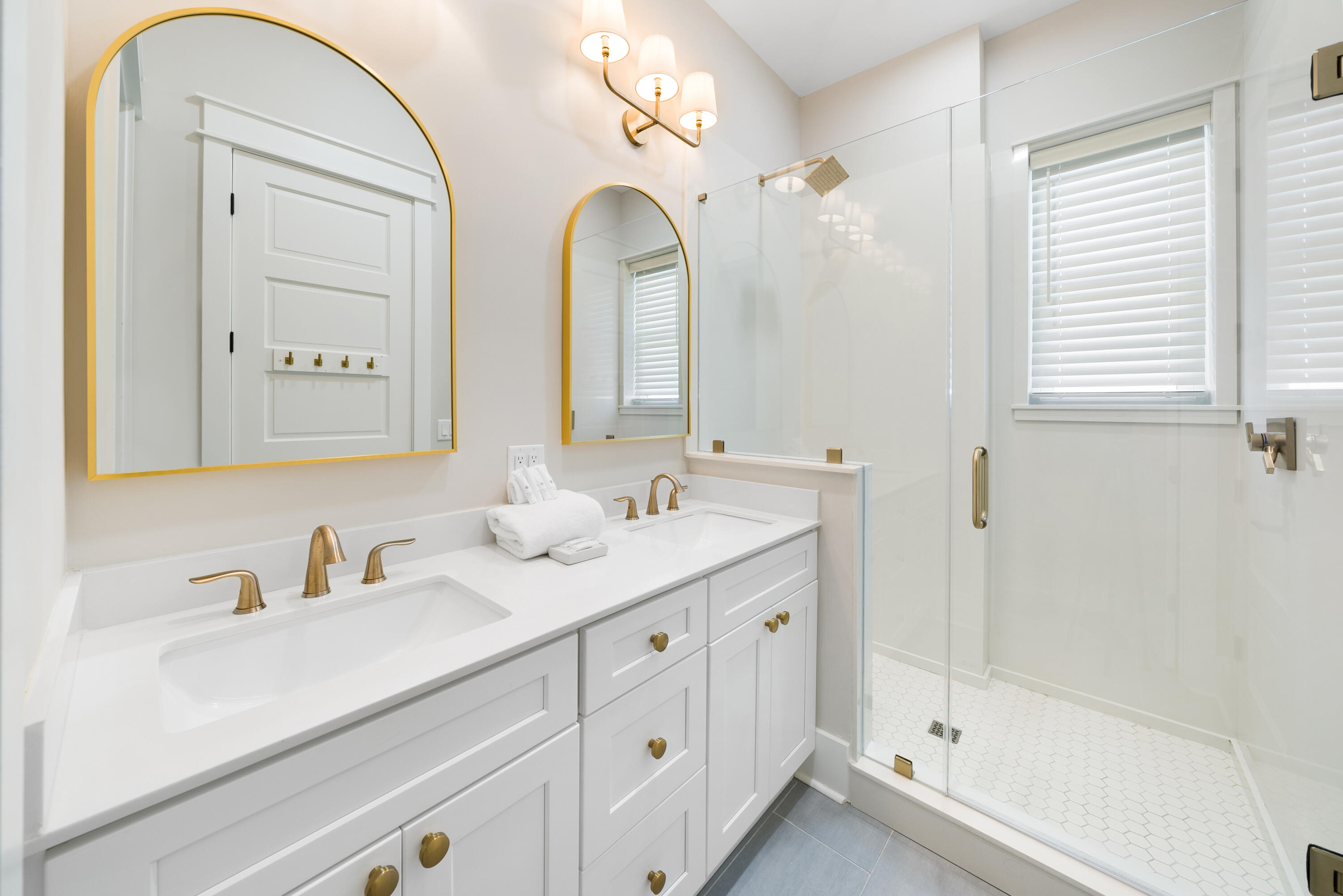 CRESCENT BEACH UNIT 1 - Residential