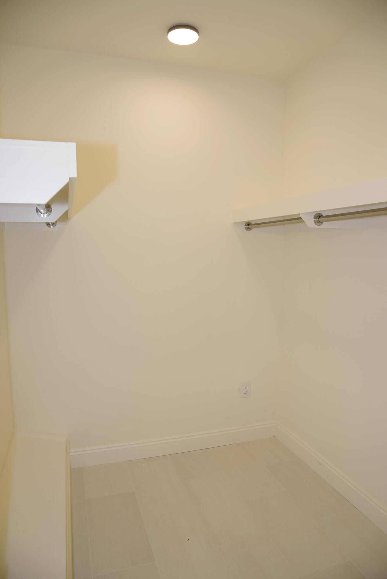 CEDAR BEACH - Residential Lease