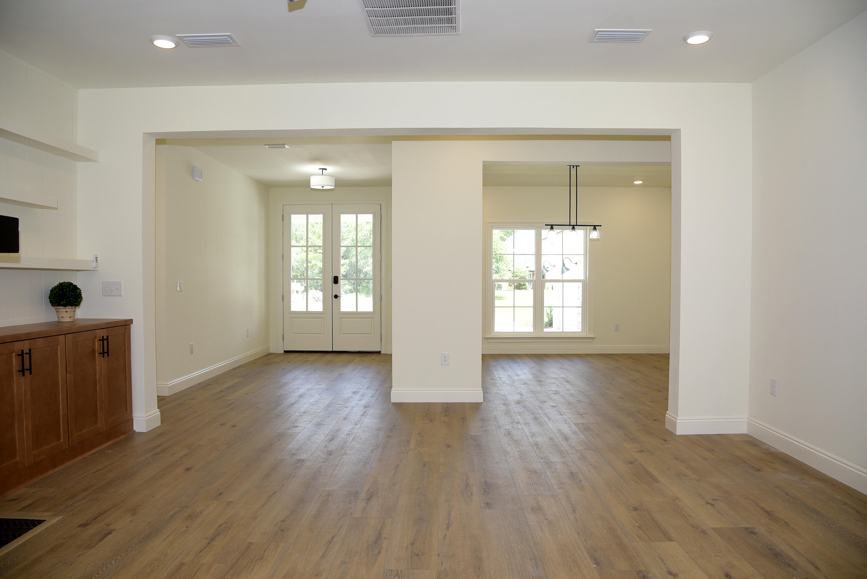 CEDAR BEACH - Residential Lease