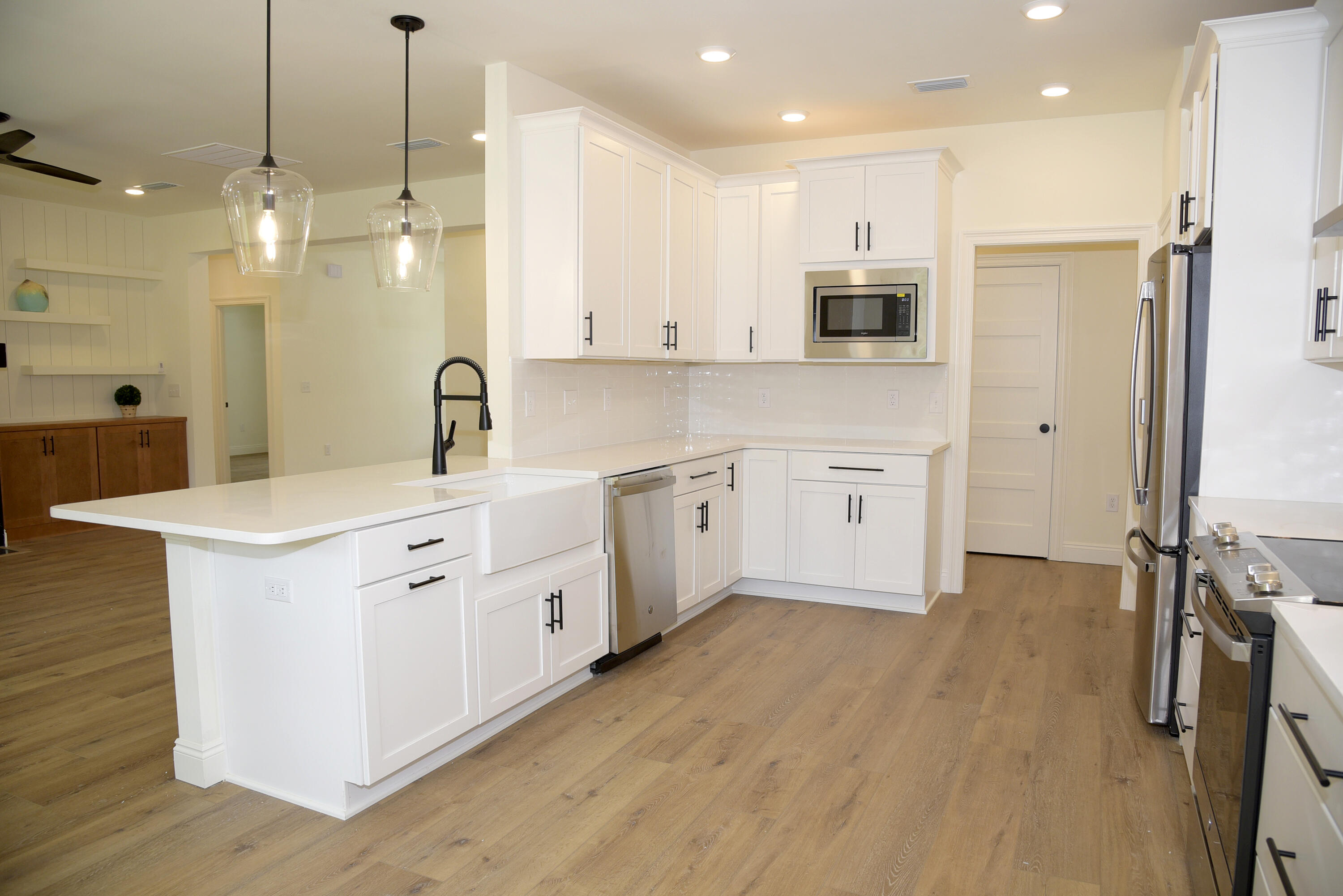 CEDAR BEACH - Residential Lease